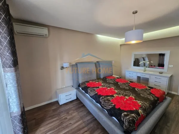 Tirane, jepet me qera apartament 2+1+Ballkon Kati 4, 99 m² 700 € (Rruga Dritan Hoxha)