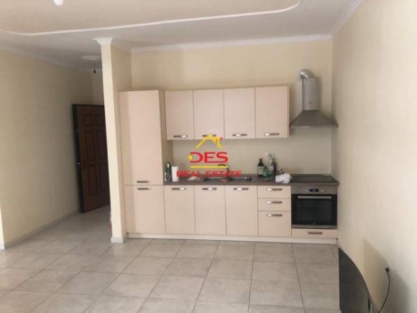 Vlore, shitet apartament 1+1+BLK Kati 4, 83 m² 110.000 Euro (Lungomare,Vlore)