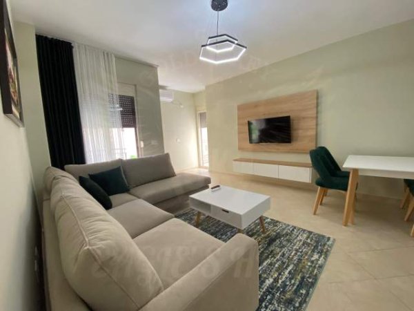 Durres, jap me qera apartament 1+1+BLK Kati 5, 400 Euro (Plazh Durres)