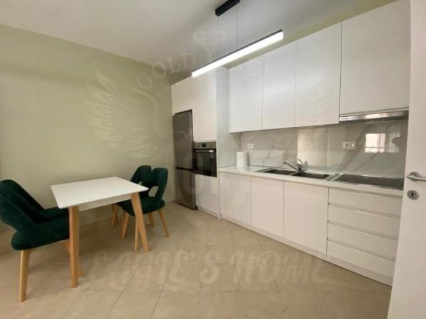 Durres, jap me qera apartament 1+1+BLK Kati 5, 400 Euro (Plazh Durres)