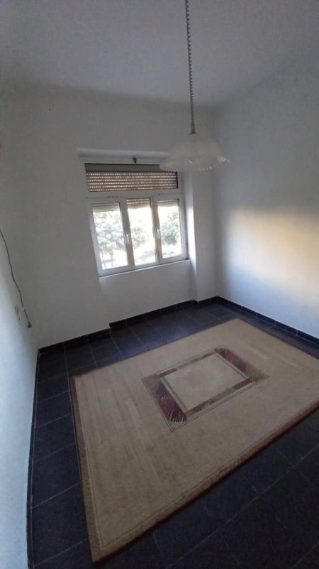 Tirane, jepet me qera apartament Kati 2, 70 m² 600 Euro (BlvZogu i pare)