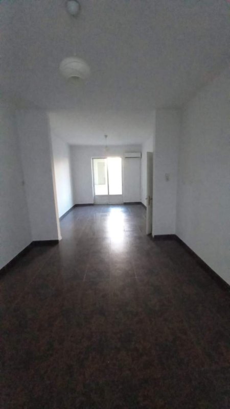 Tirane, jap me qera apartament 70 m² 600 Euro (bulevardizogu i pare)