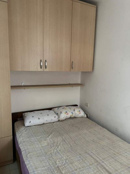 Tirane, jepet me qera apartament 1+1+BLK Kati 0, 60 m² 29.000 Leke (Rruga Hamdi Sina)