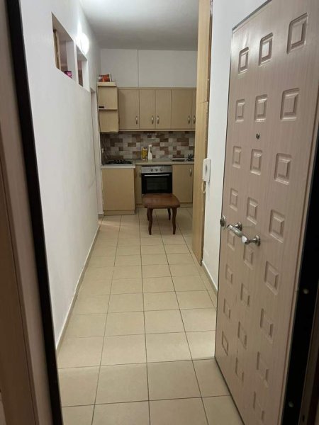 Tirane, jepet me qera apartament 1+1+BLK Kati 0, 60 m² 29.000 Leke (Rruga Hamdi Sina)