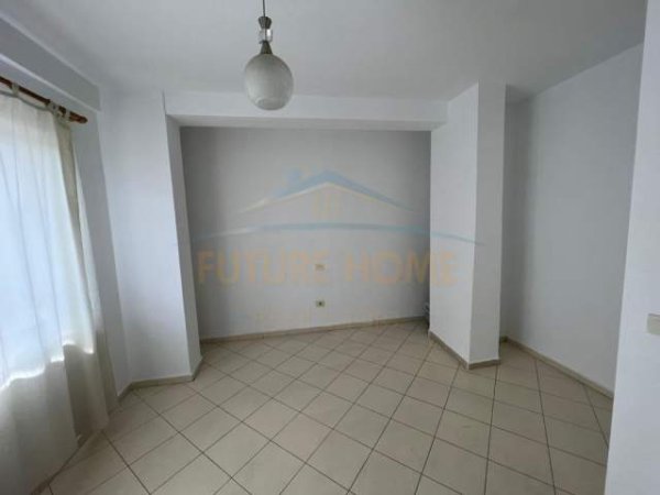 Tirane, shes apartament 2+1 Kati 9, 106 m² 95.000 Euro (rruga teodor keko)