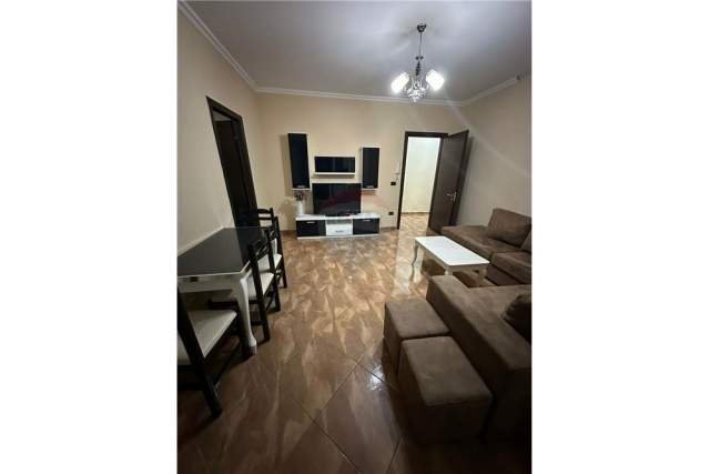 Tirane, jepet me qera apartament 2+1+BLK Kati 4, 90 m² 400 Euro