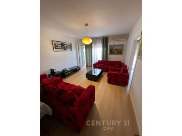 Tirane, jepet me qera apartament 2+1+BLK Kati 5, 115 m² 550 Euro (Rruga Siri Kodra, Selvia)