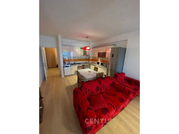 Tirane, jepet me qera apartament 2+1+BLK Kati 5, 115 m² 550 Euro (Rruga Siri Kodra, Selvia)