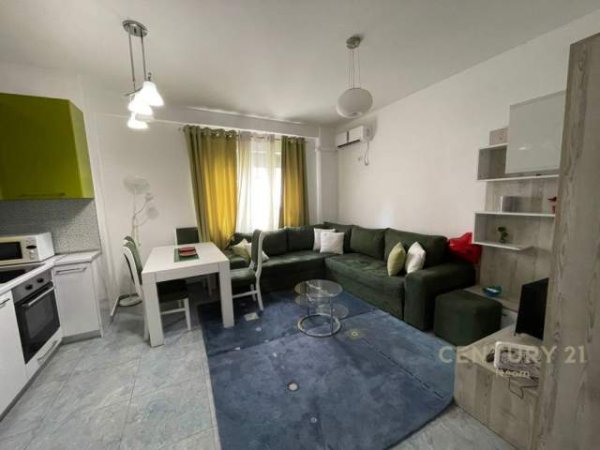 Tirane, jepet me qera apartament 1+1+BLK Kati 3, 67 m² 400 Euro (Liqeni i Thatë)