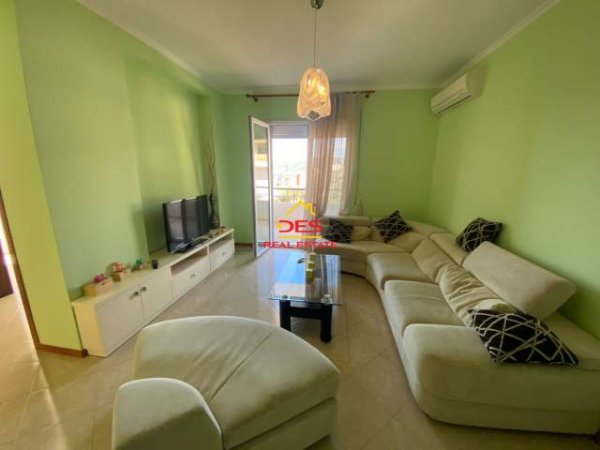 Vlore, shitet apartament 2+1+BLK Kati 4, 104 m² 144.000 Euro (Rruga Dhimiter Konomi, Vlore)