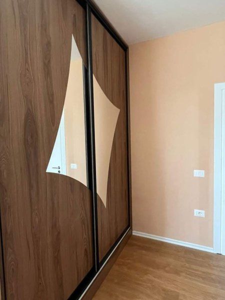 Tirane, shes apartament 1+1+BLK Kati 7, 98 m² 69.000 Euro (Qender)