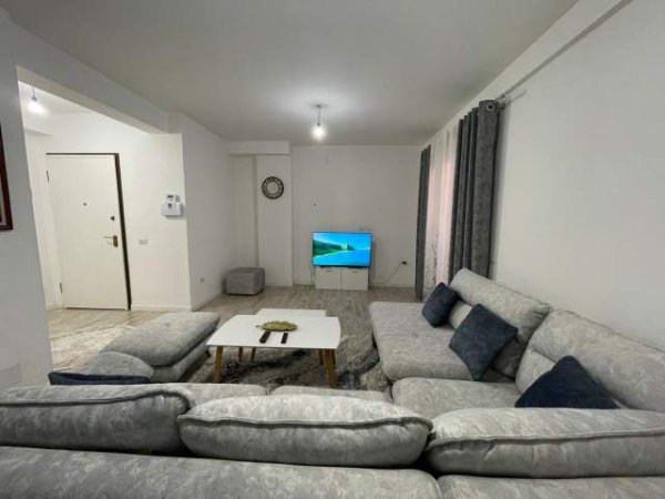Tirane, jepet me qera apartament 1+1+BLK Kati 6, 85 m² 450 Euro (Astir)