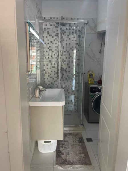 Tirane, jepet me qera apartament 1+1+BLK Kati 6, 85 m² 450 Euro (Astir)