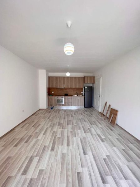 Tirane, jepet me qera apartament 2+1+BLK Kati 6, 110 m² 300 Euro (Teodor Keko)