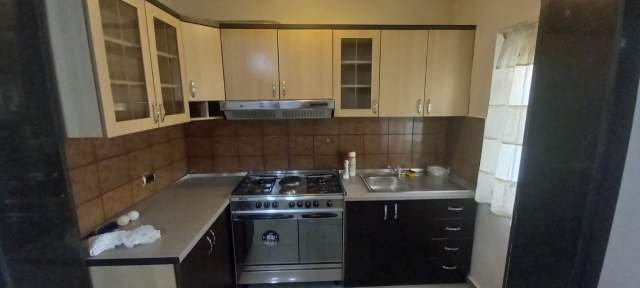 Tirane, jepet me qera apartament 1+1+BLK Kati 3, 70 m² 40.000 Leke (rruga Fortuzi)