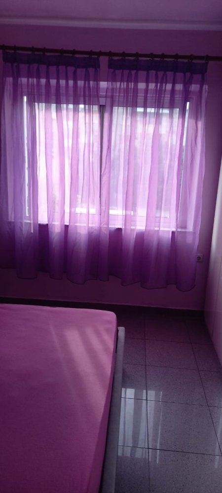 Tirane, jepet me qera apartament 1+1+BLK Kati 3, 70 m² 40.000 Leke (rruga Fortuzi)