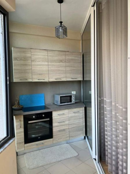 Tirane, jepet me qera apartament 1+1 Kati 5, 85 m² 380 Euro (Astir)