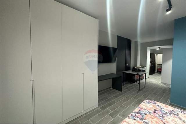 Tirane, jepet me qera garsonier 1 Katshe Kati 3, 50 m² 400 Euro (Myslym Shyri)