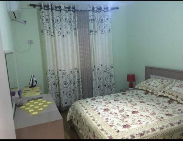 Tirane, jepet me qera Kati 3, 106 m² 30.000 Leke