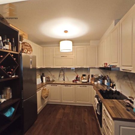Tirane, shitet apartament Kati 8, 116 m² 250.000 Euro (rruga e Kavajes)