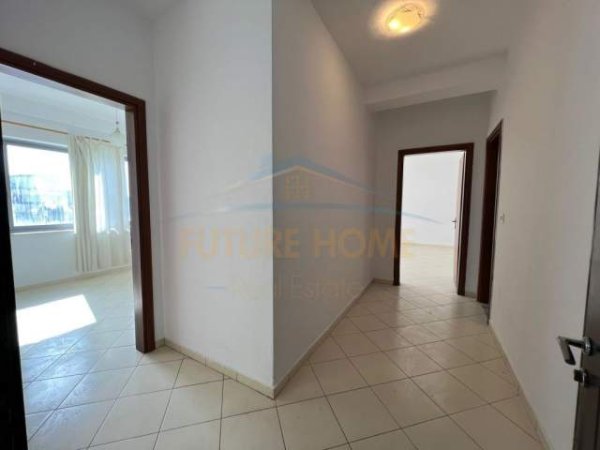 Tirane, shitet apartament 2+1+BLK Kati 9, 106 m² 95.000 Euro