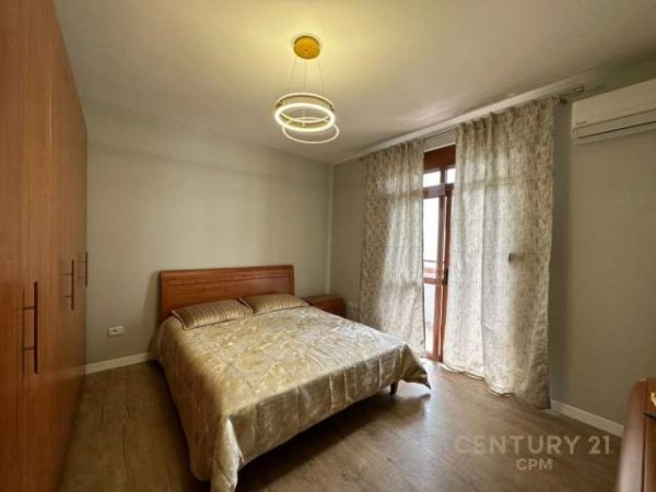 Tirane, shitet apartament 2+1+A Kati 3, 110 m² 250.000 Euro (Bulevardi Zhan Dark)