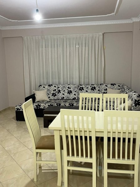 Tirane, jap me qera apartament 2+1 Kati 3, 103 m² 600 € (Jordan Misja)