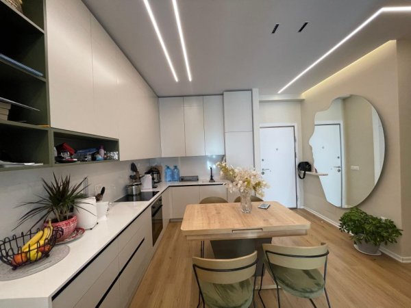 Tirane, shes apartament 2+1+Ballkon Kati 3, 87 m² 180.000 € (Rezidenca Kaimi)