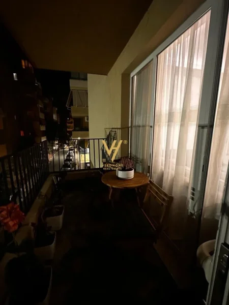 Tirane, jepet me qera apartament 2+1+Ballkon Kati 1, 75 m² 600 € (SELITE)