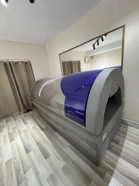 Tirane, shes ambjent biznesi Kati 0, 43 m² (Lulishtja Cajupi, rruga Komuna e Parisit)