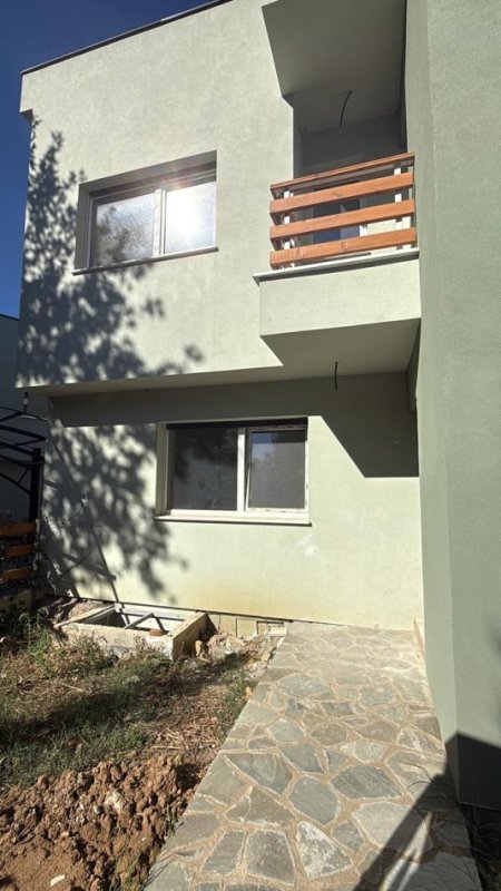 Tirane, shitet Vile 3 Katshe Kati 3, 326 m² 850.000 € (Prane TEG)