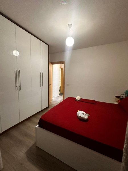 Tirane, jepet me qera apartament 2+1 Kati 1, 76 m² 600 € (kodra e diellit)