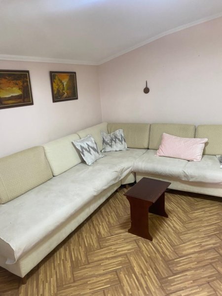 JEPET ME QERA APARTAMENT 2+1 NE ALI DEM TEK TREGU ELEKTRIK , 4 VETA 500 €uro