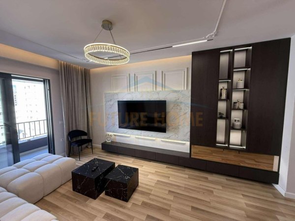 Tirane, jepet me qera apartament 2+1+Aneks+Ballkon Kati 7, 117 m² 1.000 € (“Oasis Residence”, Unaza e Re, Tiranë)