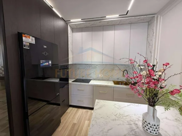 Tirane, jepet me qera apartament 2+1+Aneks+Ballkon Kati 7, 117 m² 1.000 € (“Oasis Residence”, Unaza e Re, Tiranë)