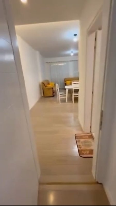 Tirane, jap me qera apartament 1+1+Ballkon Kati 2, 80 m² 550 € (Kopshti Zoologjik)