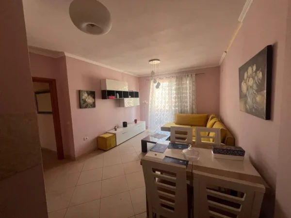 Tirane, shitet apartament 1+1 Kati 8, 66 m² 87.000 € (Astir)