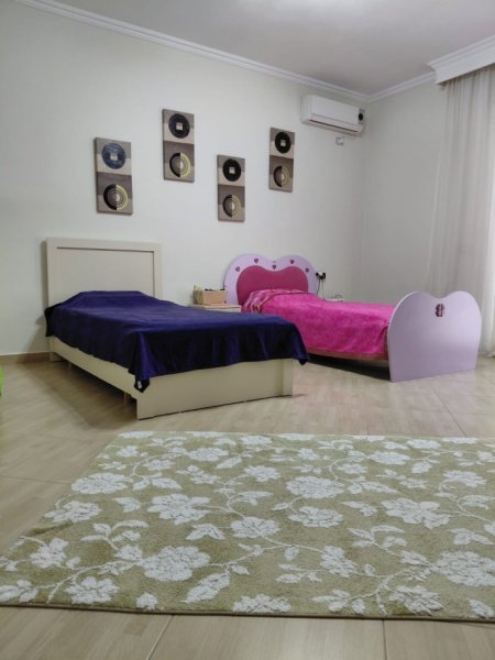 Elbasan, shes Vile 3 Katshe , 400 m² 300.000 € (Lagjia Emin Matraxhiu)