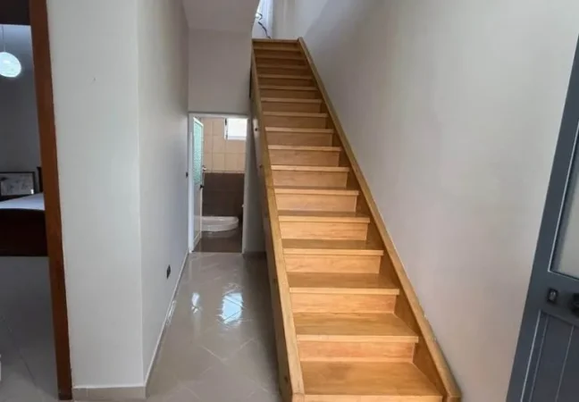 Tirane, jepet me qera Vile 4+1+Aneks+Ballkon Kati 0, 180 m² 600 € (Xhamllik prane Kastratit)