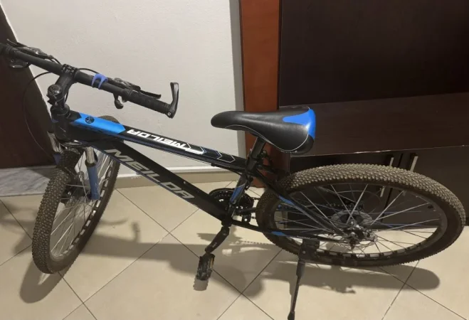 Tirane, shes biciklete Meilda blu e hapur 120 €