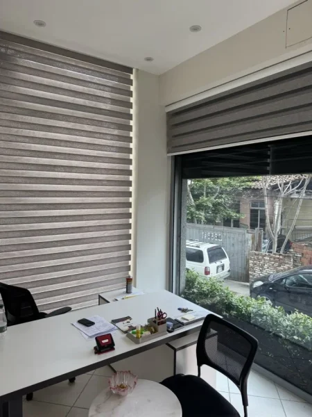 Tirane, jepet me qera ambjent biznesi Kati 0, 37 m² 600 € (Rruga Jeronim De Rada prane qendres Toptani)