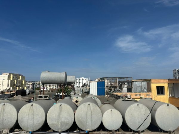 Durres, shes Depozita Uji - 12 cope - 1000 litra dhe 500 litra
