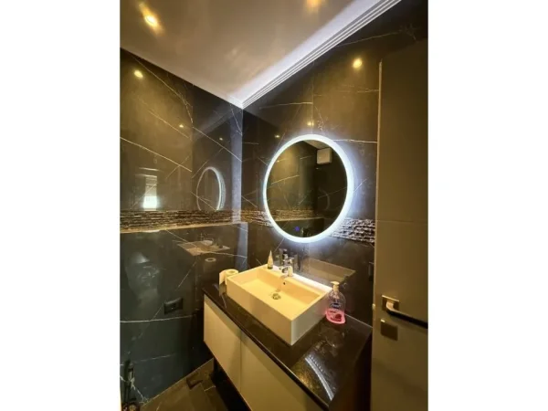 Tirane, jepet me qera apartament 2+1+Ballkon Kati 6, 115 m² 750 € (Rruga Dritan Hoxha)