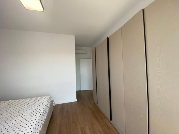 Tirane, jepet me qera apartament 2+1+Ballkon Kati 4, 100 m² 800 € (Grand Park Residence)