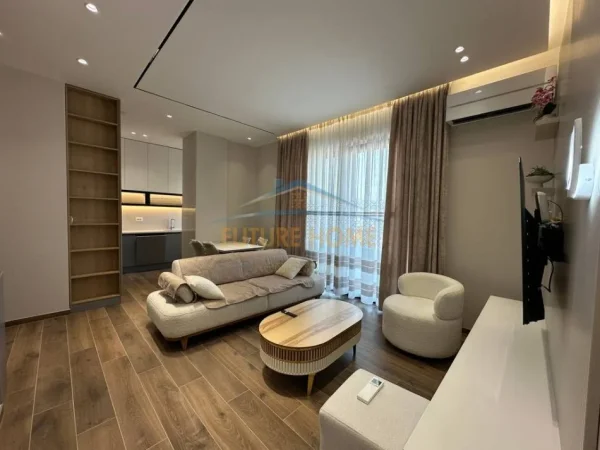 Tirane, jepet me qera apartament 2+1+Ballkon Kati 8, 117 m² 1.500 € (Kompleksi Delijorgji)