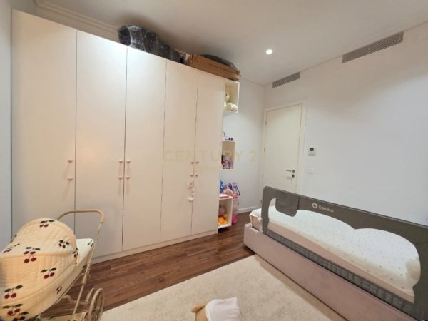 Tirane, shitet apartament 3+1 Kati 7, 202 m² 750.000 € (Kompleksi Delijorgji)