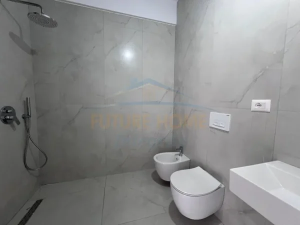 Shitet, Apartament 1+1, Rezidenca OXA, Tiranë.