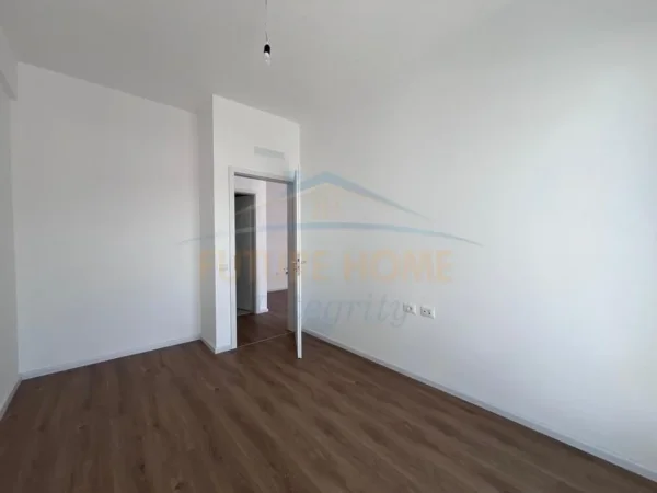 Shitet, Apartament 1+1, Rezidenca OXA, Tiranë.