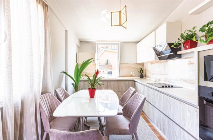 SHITET: Penthouse me Pamje ballore nga Liqeni i Thatë! (440,000€) 4+1/ 3+1+Kuzh Veç Absolutisht perfekt në çdo Aspekt!