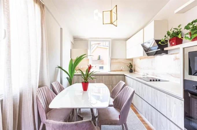 SHITET: Penthouse me Pamje ballore nga Liqeni i Thatë! (440,000€) 4+1/ 3+1+Kuzh Veç Absolutisht perfekt në çdo Aspekt!